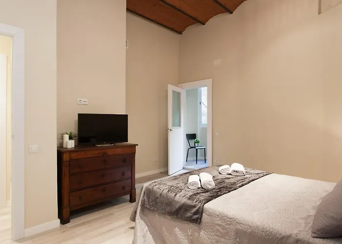 Key Plaza Cataluna Bliss